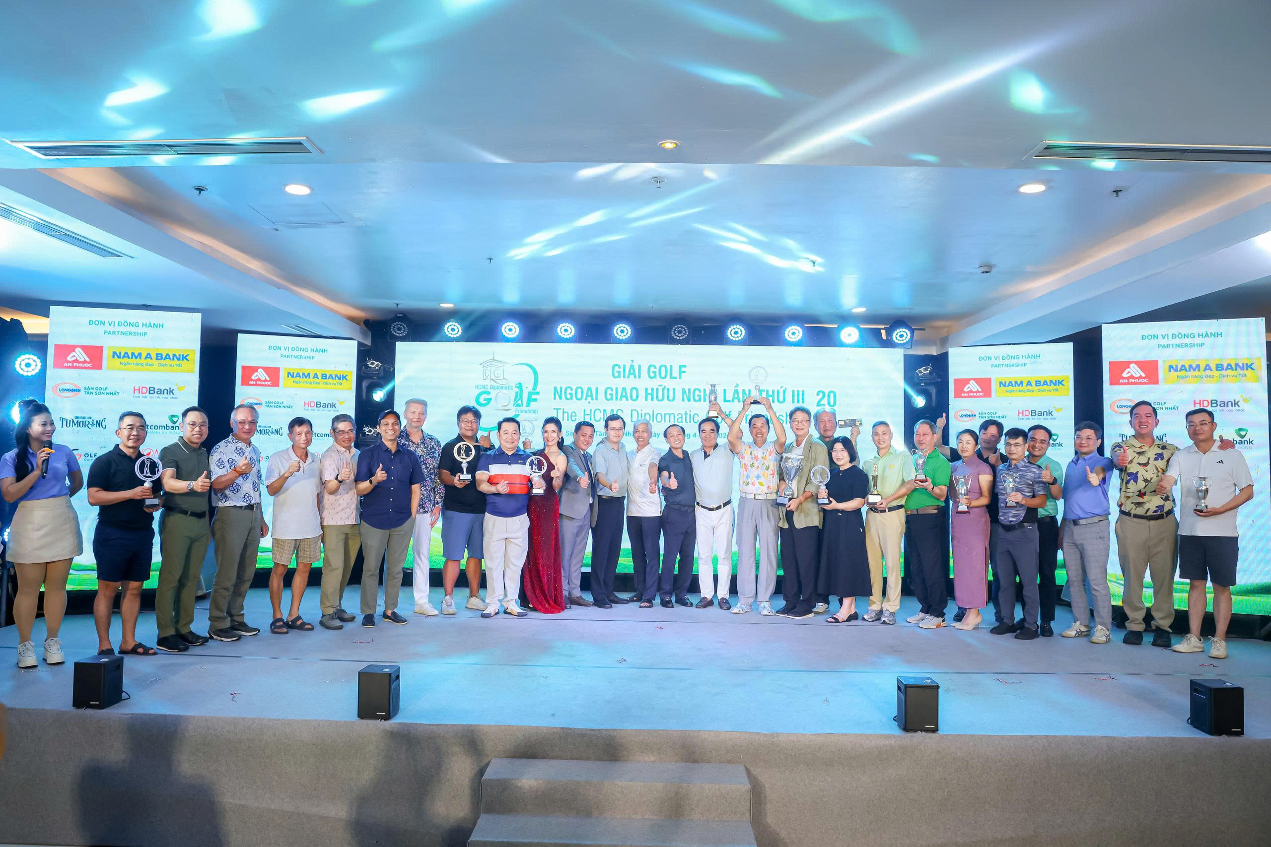 Z7748631443382_8f491b30f9596f8dcb3d94ba6a568c23